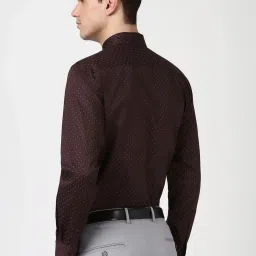 Peter England Brown Cotton Regular Fit Printed Shirt image 2