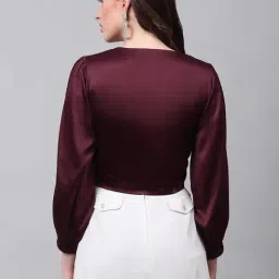 NEUDIS Burgundy V Neck Crop Top image 2