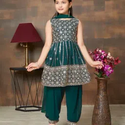 Aarika Kids Green Embroidered Kurti Set-picture-25