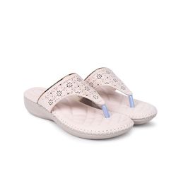 TRASE Women Open Toe Flats with Laser Cuts-picture-22