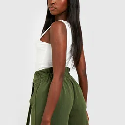 Boohoo Women Solid Shorts image 2