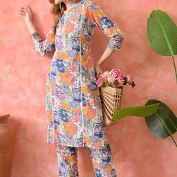 DEEPYOG APPAREL Women Floral Printed Regular Thread Work Pure Cotton Kurta with Trousers image 5