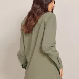 SELVIA Green Regular Fit Shirt image 2