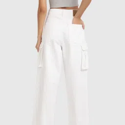Bene Kleed White Cotton Mid Rise Flared Jeans image 2