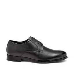 Red Tape Men's Jet Black Derby Shoes image 2