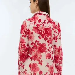Cover Story Red Regular Fit Floral Print Shirt image 2