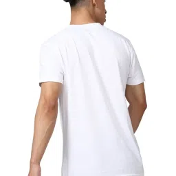 Forever 21 White Regular Fit Printed T-Shirt image 2