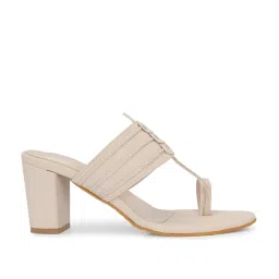 Clog London Women's Off White Toe Ring Sandals image 2