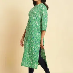 W Green Cotton Printed Straight Kurta image 2
