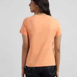 Levi's Peach Logo Print T-Shirt image 2
