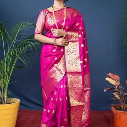 VelvetHue Woven Design Zari Silk Blend Handloom Saree-picture-22