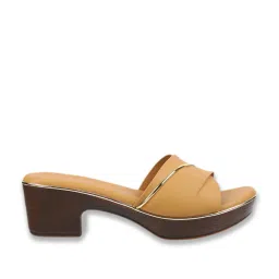 Mochi Women's Tan Casual Sandals image 2