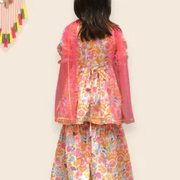 A.T.U.N. Girls Pink Printed Kurta Set image 2