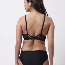 Gracit Black Lace Non-Padded Wireless Bra & Panty Set image 2