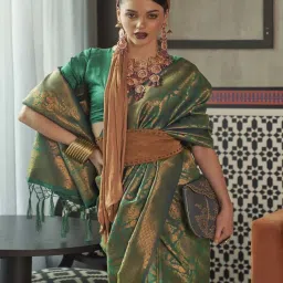 Elora Forest Green Silk Woven Saree With Unstitched Blouse image 2