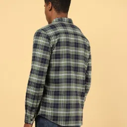 Wrangler Green Cotton Regular Fit Checks Shirt image 2