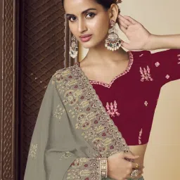 Odette Grey Georgette Embroidered Saree With Unstitched Blouse image 2