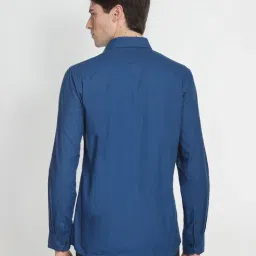 Arrow Blue Cotton Slim Fit Self Pattern Shirt image 2