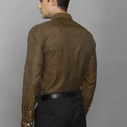 Louis Philippe Gods & Kings Brown Cotton Regular Fit Printed Shirt image 2