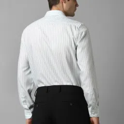Louis Philippe Permapress Green Cotton Regular Fit Striped Shirt image 2