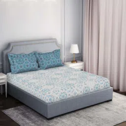Spaces Atrium Blue 100% Cotton 144 TC Fitted King Bedsheet with 2 Pillow Covers image 2