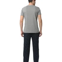 Vimal Jonney Grey & Navy Printed T-Shirt & Trackpants image 2