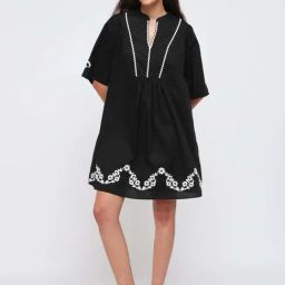 Cover Story Black Relaxed Fit Dress-picture-38