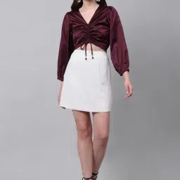 NEUDIS Burgundy V Neck Crop Top image 4