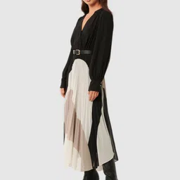 Forever New Colourblocked Bishop Sleeve Formal A-Line Midi Dress image 3