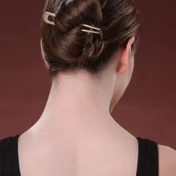 PANASH Women Embellished Hairstick-image-8
