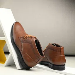 BIZZARO Men Textured Boots-picture-36