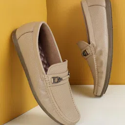 Mochi Men Perforations Leather Horsebit Loafers-picture-10