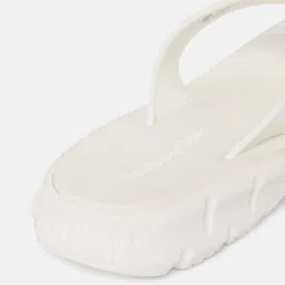 Reebok Men Luke Thong Flip-Flops image 5