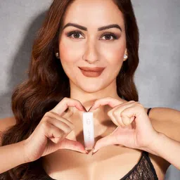 LUXEBOON Tempting Matte Liquid Lipstick - 7 ml - Frisky image 2