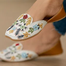 JUTTIESMAKER Women Colourblocked Open Toe Flats-picture-16