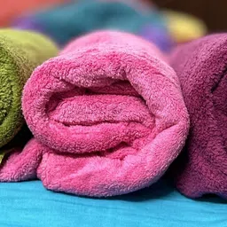 finessedecor Microfiber 310 GSM Bath Towel image 5