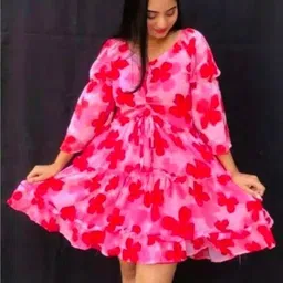 Trendy Fabulous Women Dresses image 1