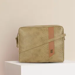 baggit Yellow Women Sling Bag XS Sling Bag Lpxe Phoebe Hh Crust Mud-picture-22