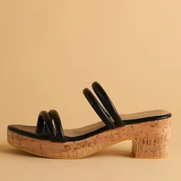 Eridani Women's Blaze Black Casual Sandals image 2