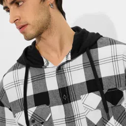 The Souled Store Multi Cotton Relaxed Fit Checked Casual Shirts image 3