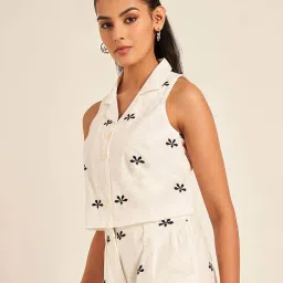 Akkriti by Pantaloons Off White Plain Tunic image 3