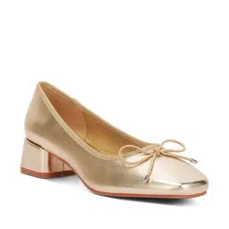 London Rag Women's Golden Casual Pumps image 2