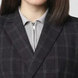 Van Heusen Black Chequered Formal Blazer image 5