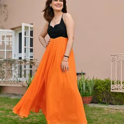 Ordinaree Women Colourblocked Twilight Backless Maxi Dress image 5