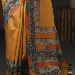 Mitera Ethnic Motifs Silk Blend Dabu Saree image 3