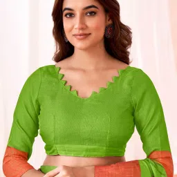 Saree Mall Green Printed Saree With Unstitched Blouse image 3