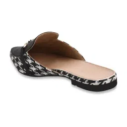 The White Pole Women's Black Mule Shoes image 5