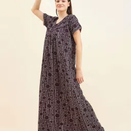 Sweet Dreams Wine Geometric Print Nighty image 3