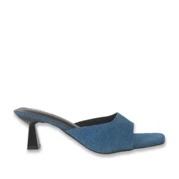 Mochi Women's Blue Casual Sandals image 3