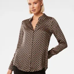 Forever New Lila Longline Printed Satin Shirt-picture-20